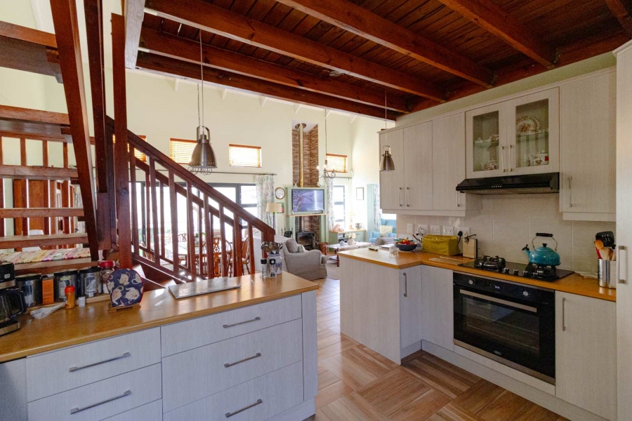 3 Bedroom Property for Sale in Sandbaai Western Cape